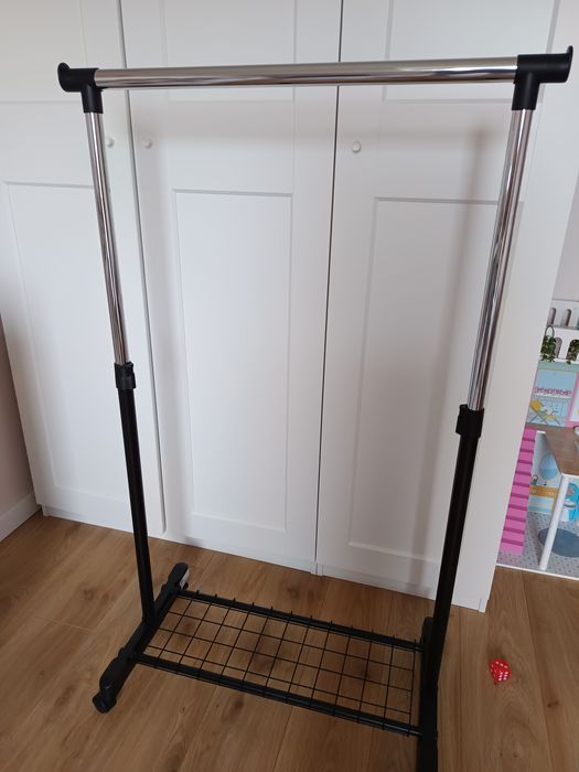 Stojak na ubrania