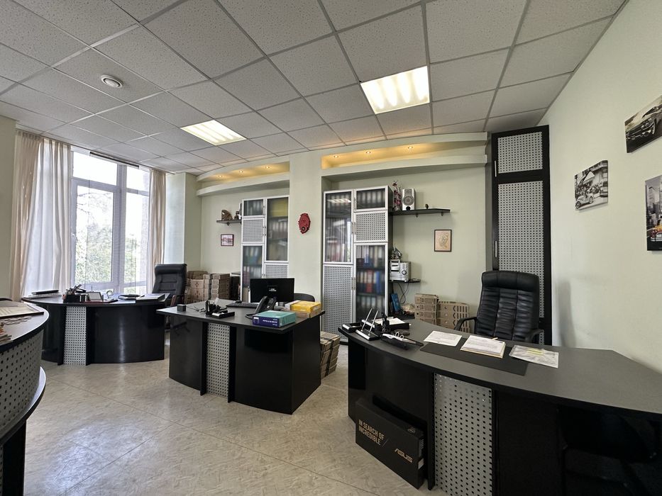 Продаж офісу! Проспект Поля!