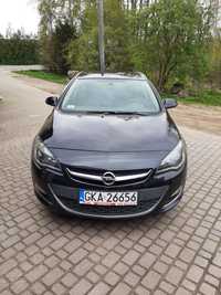 Opel Astra Opel Astra J Sports Tourer Cosmo 2.0 CDTI 165 KM 2014