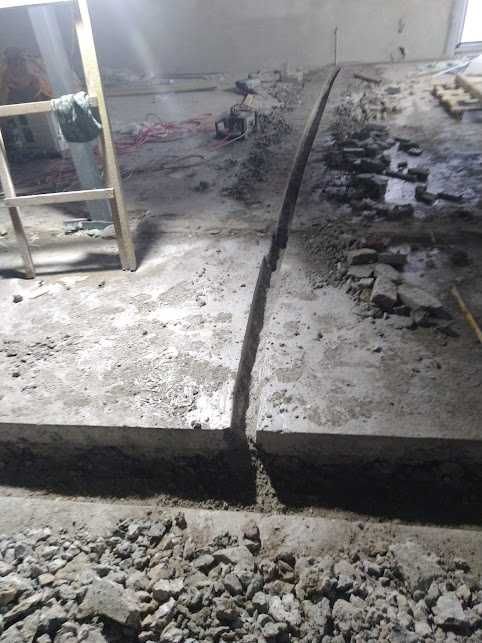 Штроби в бетонних підлогах. Демонтаж промислових підлог
