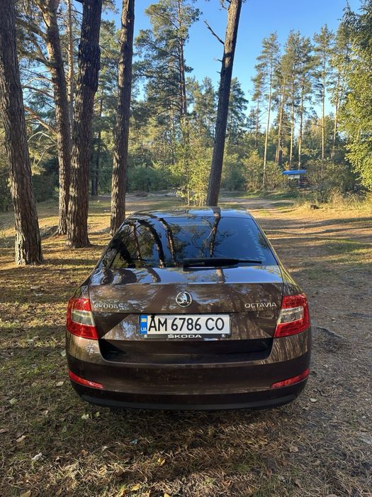 Продаж власного авто Skoda A7 (ліфтбек) 2013 року 1.4