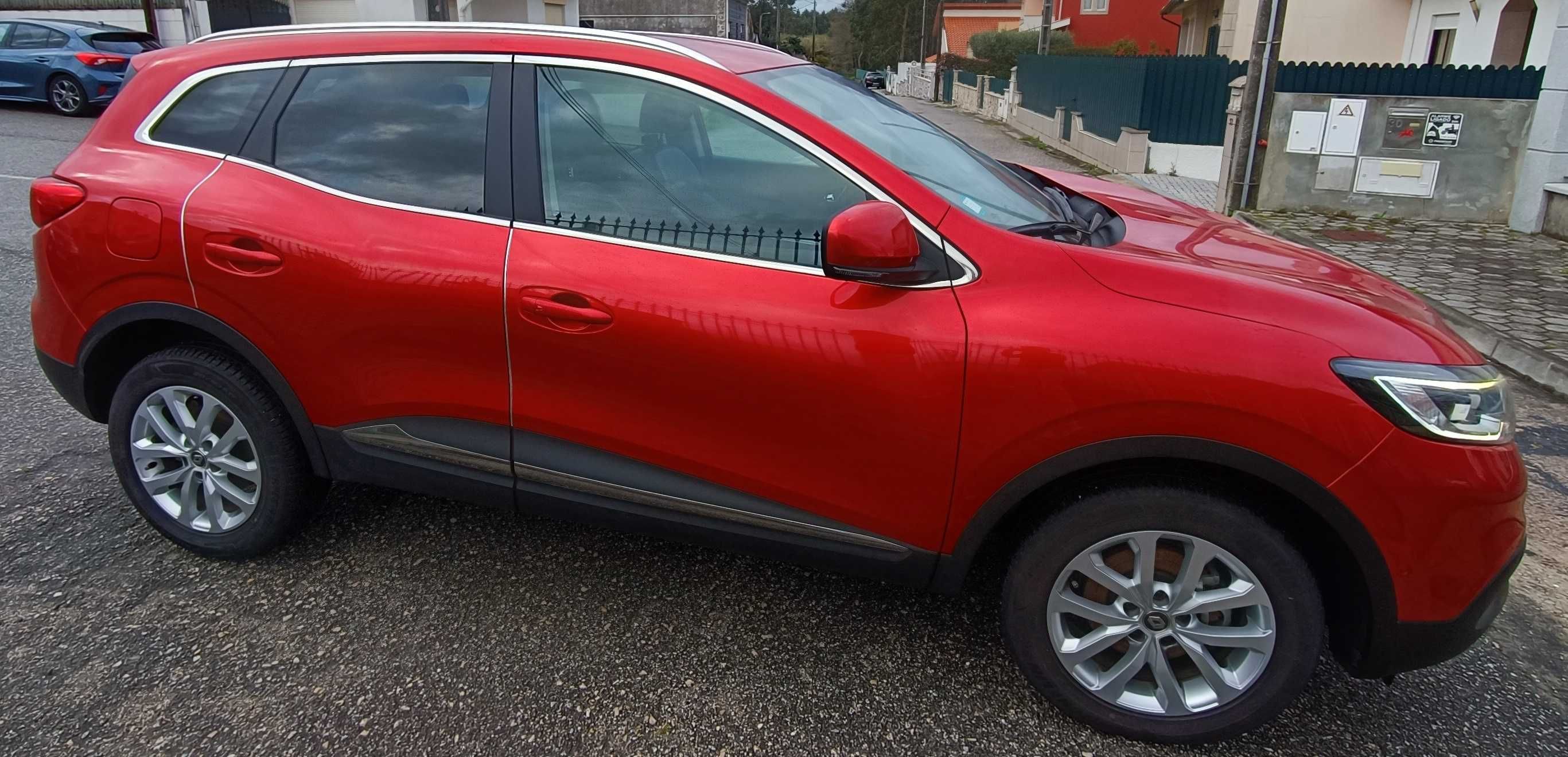 Renault Kadjar 1.5dCi Exclusive, de 2018, em excelente estado.