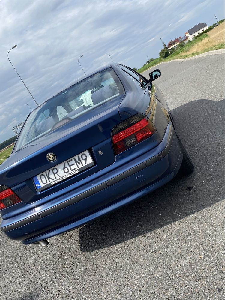 BMW e39 525i MANUAL