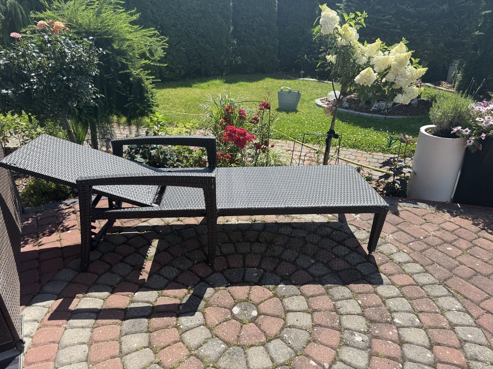 Lezak z technorattanu taras balkon
