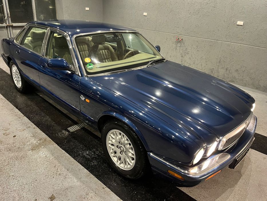 Jaguar XJ 2002+V8+KLIMA+EL FOTELE+Parktronik+Tempomat+Aku+Aso