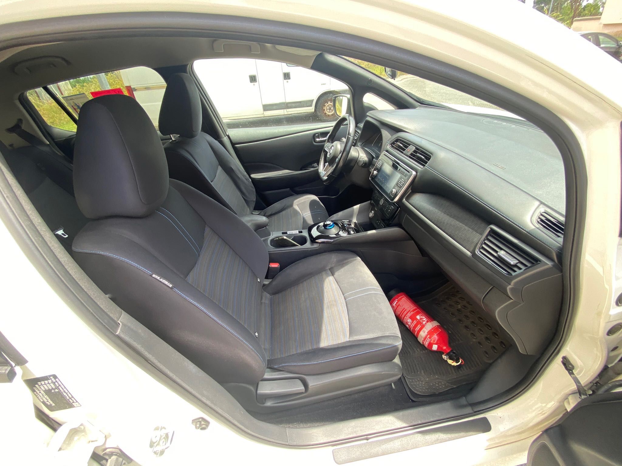 Vendo Nissan Leaf 11/2018 40 KW revisado