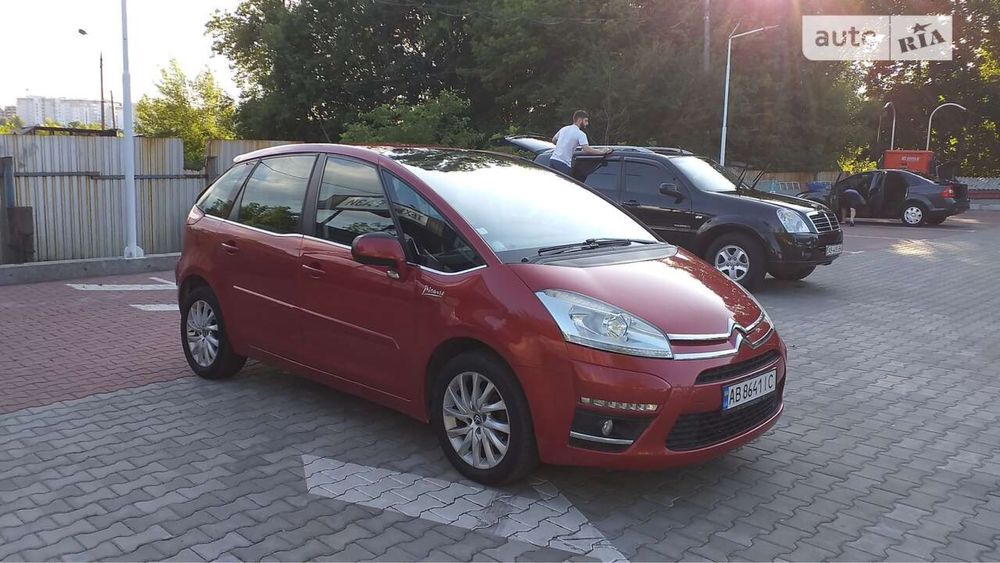 Продам citroen c4 picasso 1.6hdi