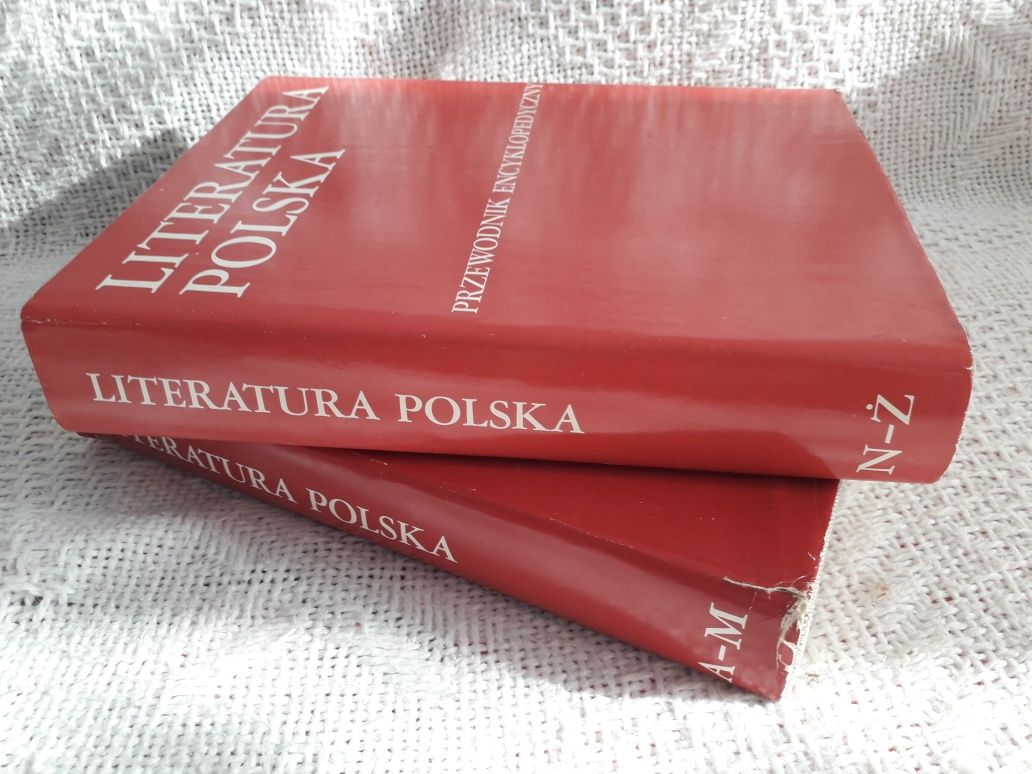 Literatura polska, przewodnik encyklopedyczny.