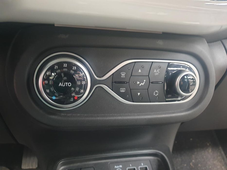 Comando chauffage / sofagem RENAULT Twingo III (BCM_)