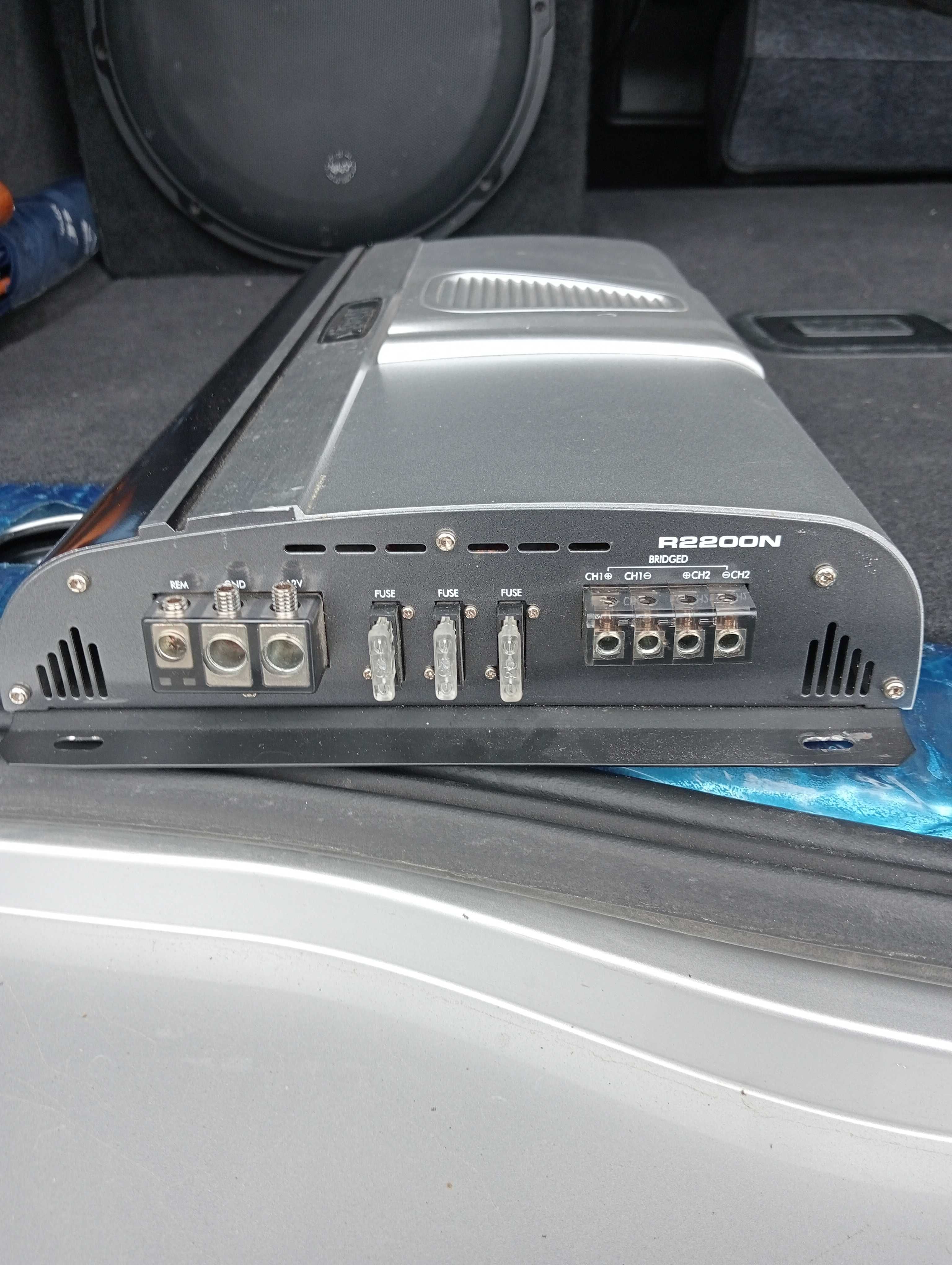 Wzmacniacz Rodek r2200n
