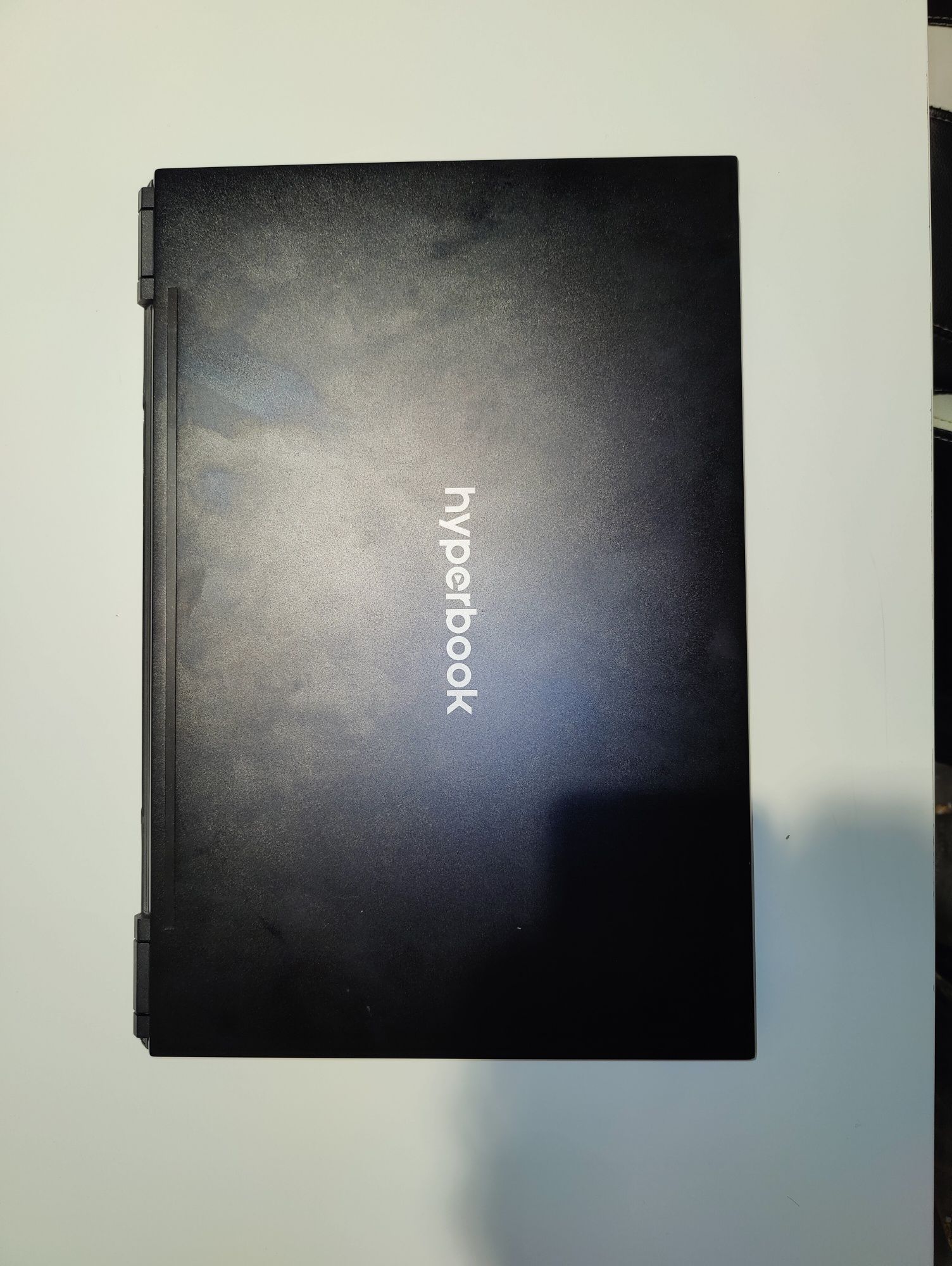 Laptop dla graczy/gamingowy. Hyperbook RTX 2060, i7 10875H