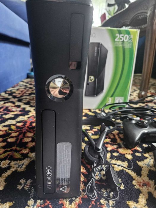 Konsola XBOX 360 pudełko