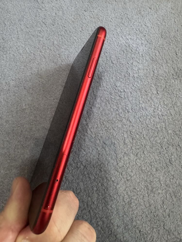 Продам iphone XR icloud