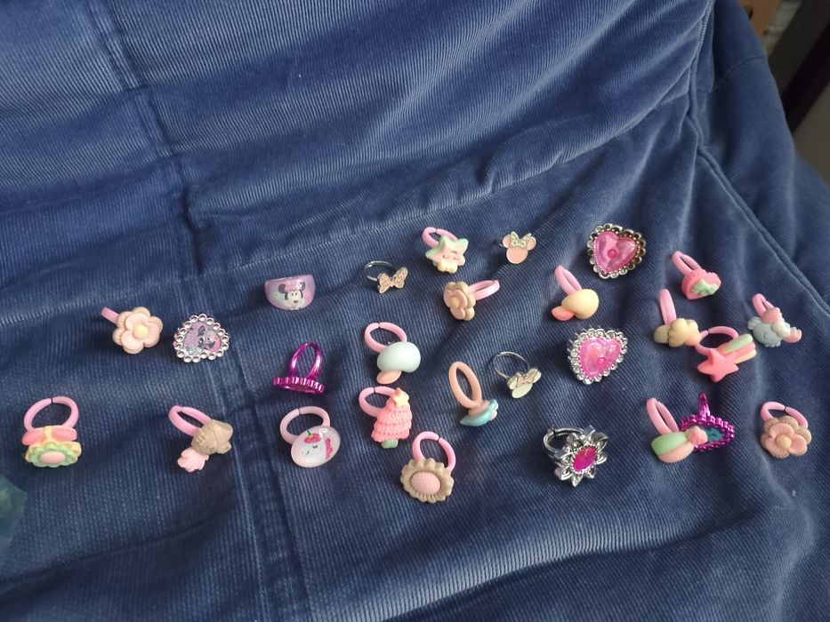 Pierścionki dla dziewczynki 27 szt