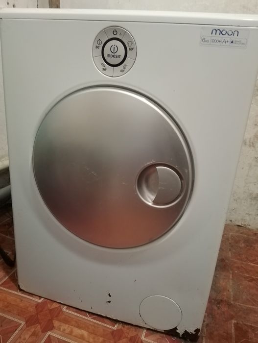 Продам пральну машину