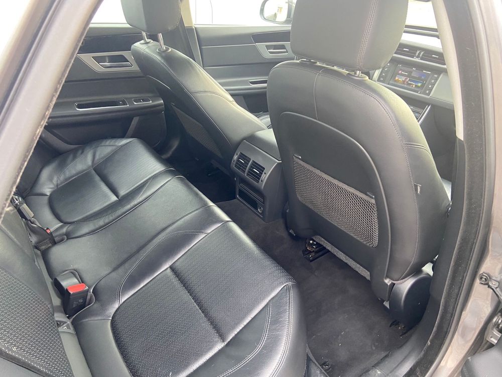 Jaguar XF 2.0 Diesel_Salon Polska _126 tys km_2016rok_