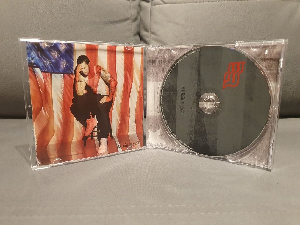 Eminem "Revival" CD