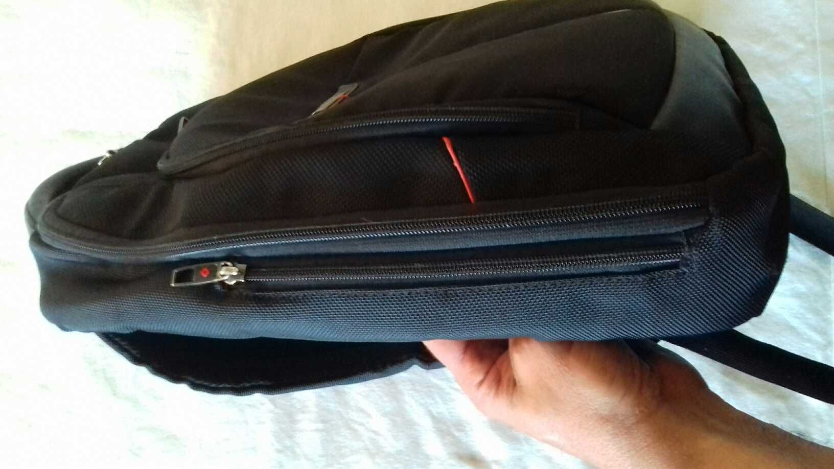 Mochila Samsonite - como nova