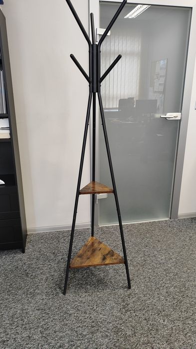 Wieszak na ubrania elegancki