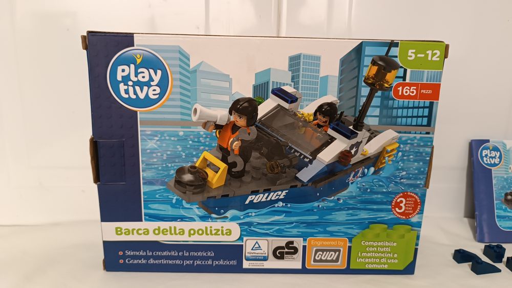 Barco de patrulha policial Play Tive. 5 a 12 Anos. Completo