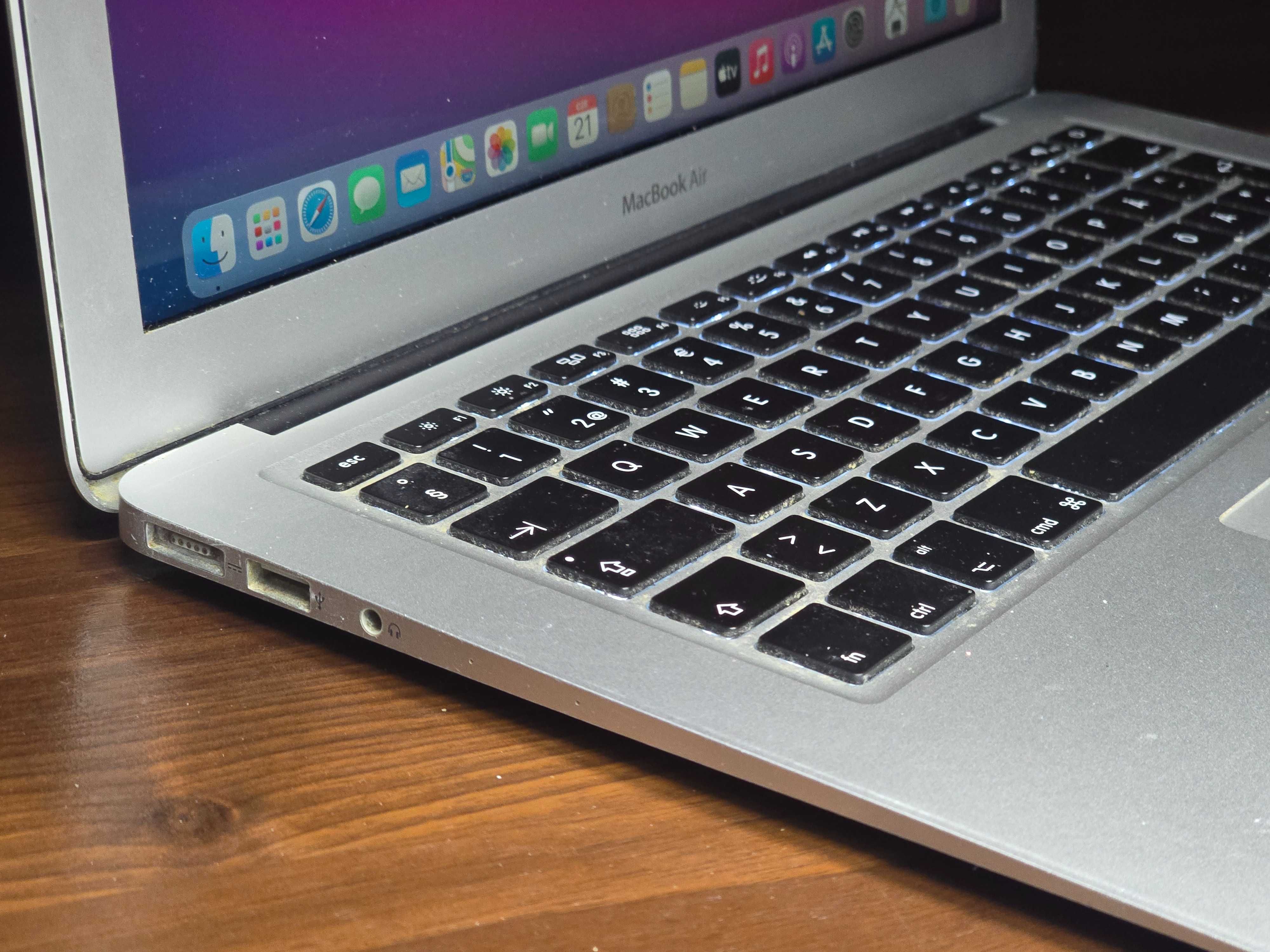Apple Macbook Air 13,3' 8/256GB macOS Monterey Intel i5 Gwarancja