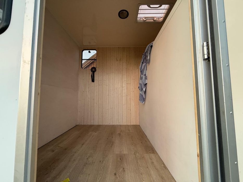 Iveco Daily  Koniowóz