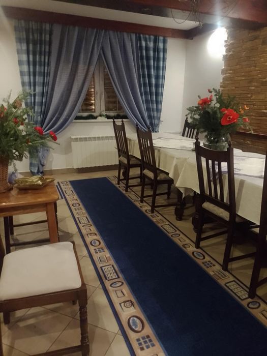 Wolne pokoje na wakacje Eleni