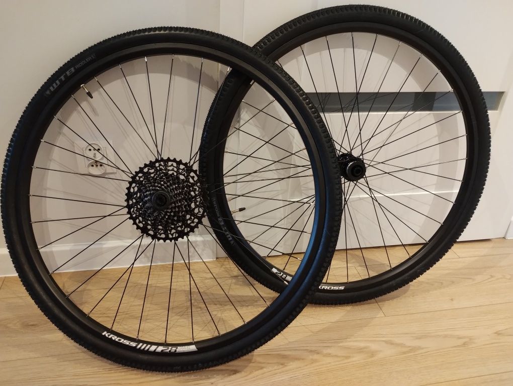 NOWE koła gravel z Esker 5.0 sztywna oś +kaseta SRAM PG 11-42T