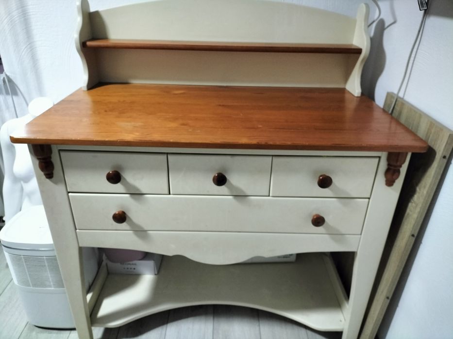 Drewniana komoda toaletka przewijak