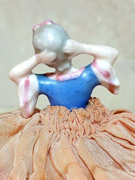 Lindissima antiga boneca em porcelana europeia Half Doll