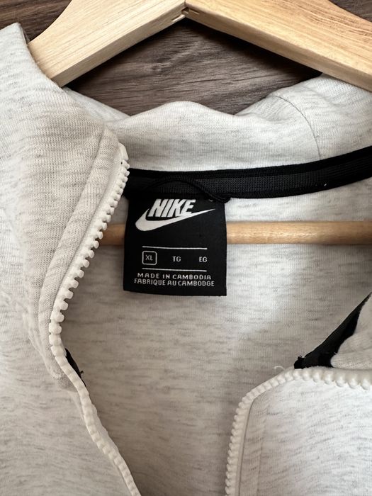 Męska bluza Nike Tech Fleece rozm. XL, biała