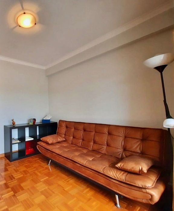 Sofá em pele 3 Lugares