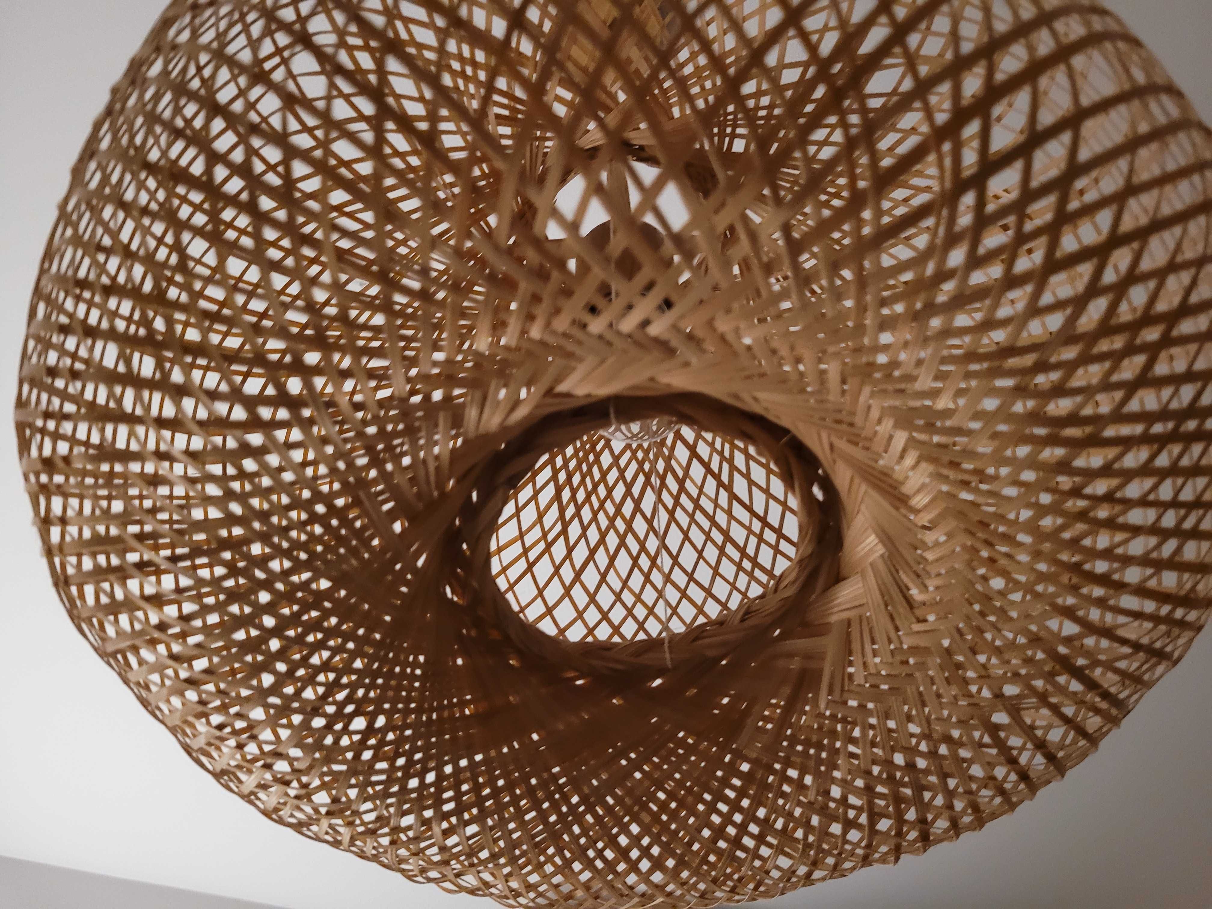 Lampa wisząca klosz rattan boho oprawa dębowa