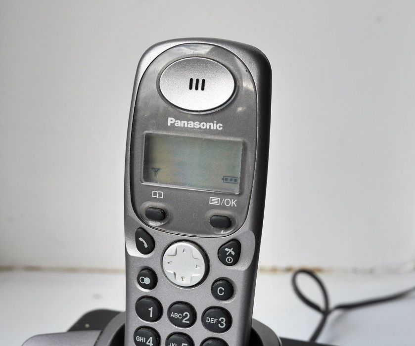 Радиотелефон DECT Panasonic KX-TG1107UA