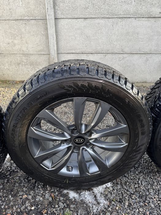 Комплект шин Hakkapelitta 9 suv 235 60 R18 з дисками і датчиками