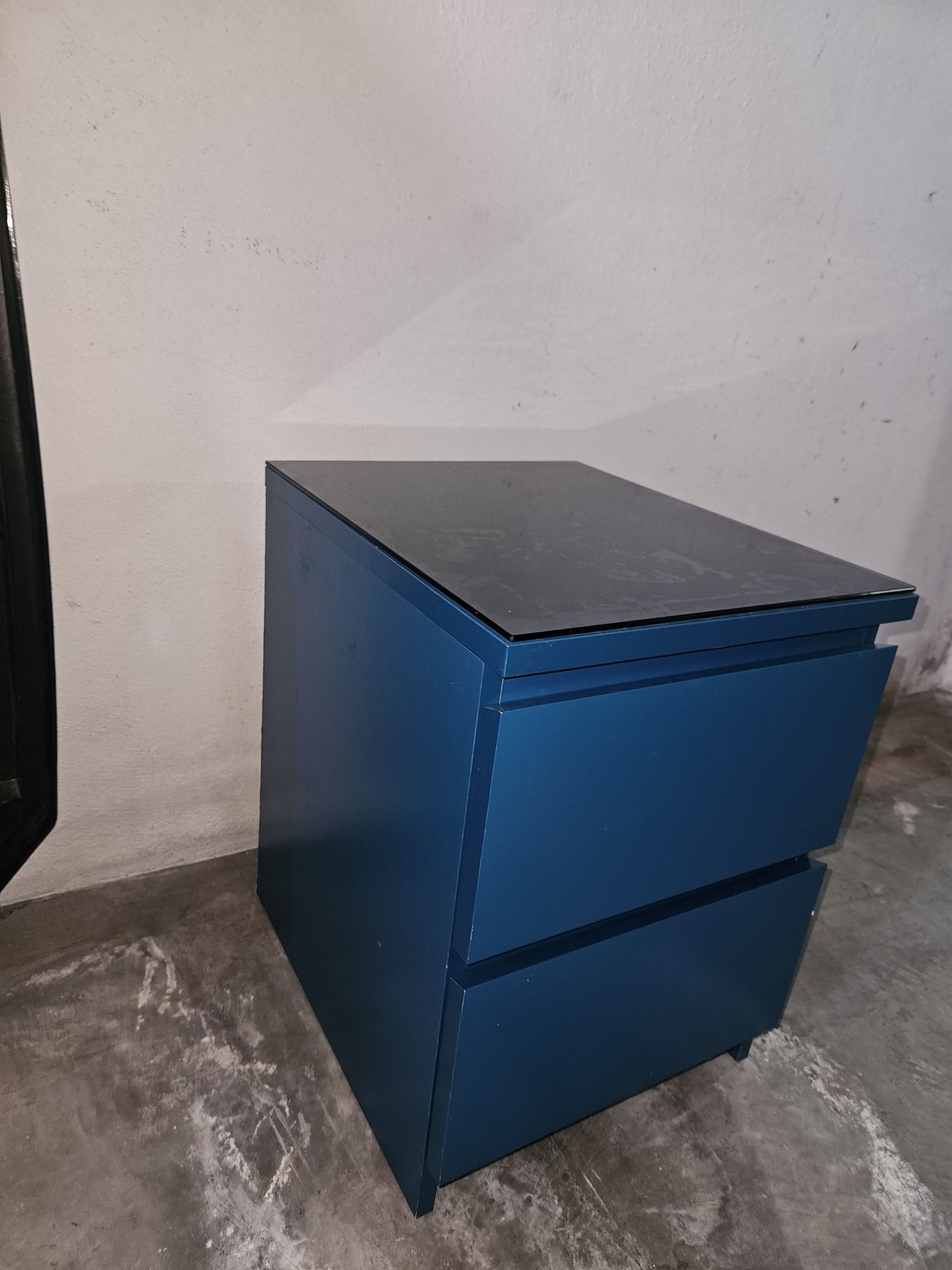 Mesa de cabeceira Ikea