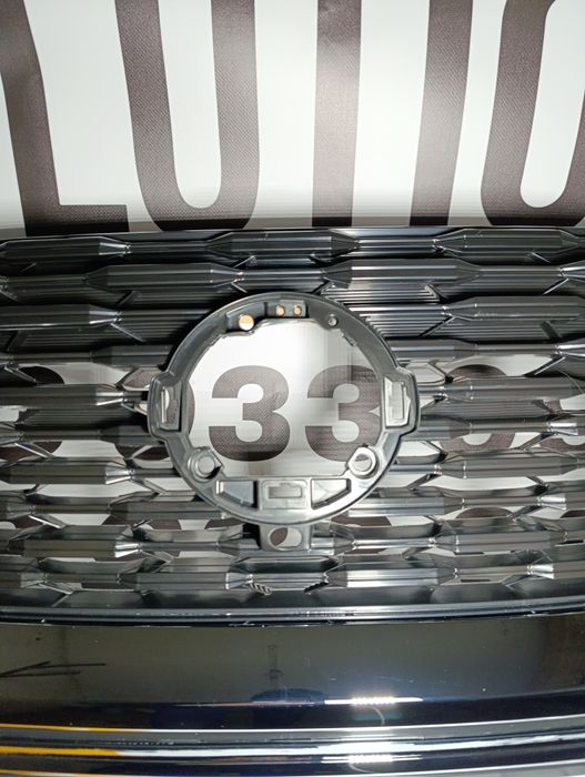 Решітка радіатора під камеру Nissan Rogue T33 2021 2022 2023