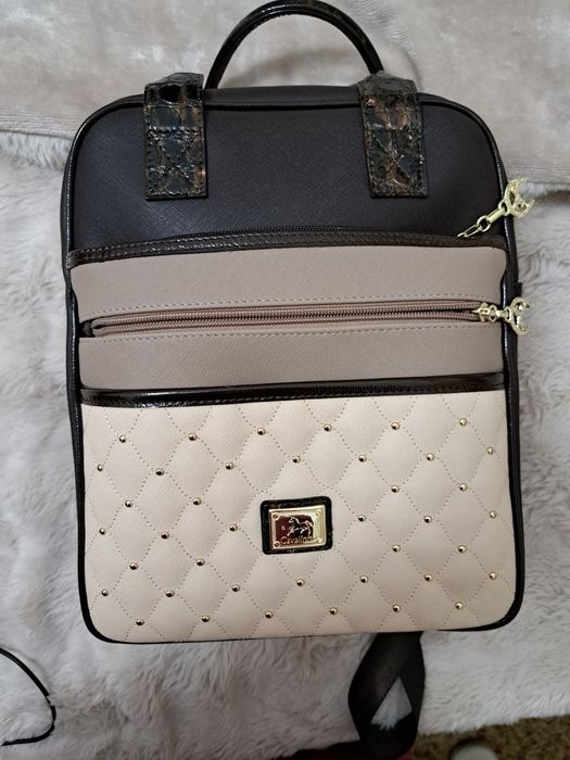 Vendo mochila cavalinho