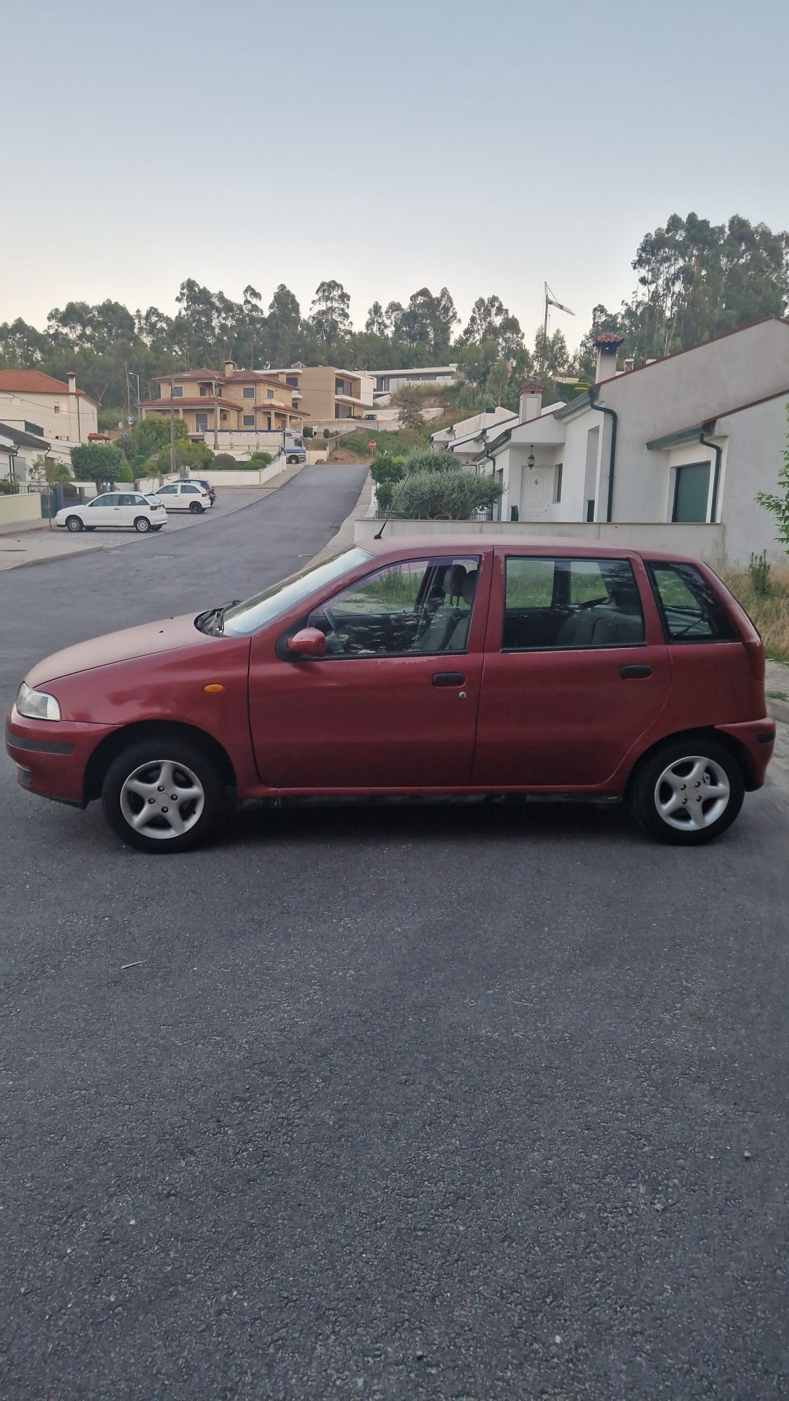 Fiat punto 1994 quatro portas