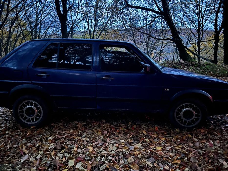 Продам Фольцваген гольф 2