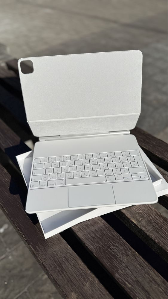 Клавіатура Magic Keyboard White MJQL3 Для iPad Pro 12.9 iPad Air 13 M2