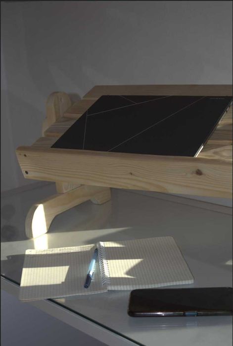 Столик підставка для ноутбука