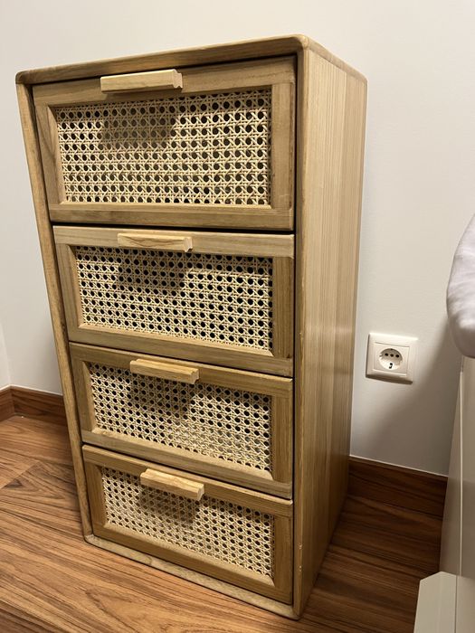 Cómoda 4 gavetas