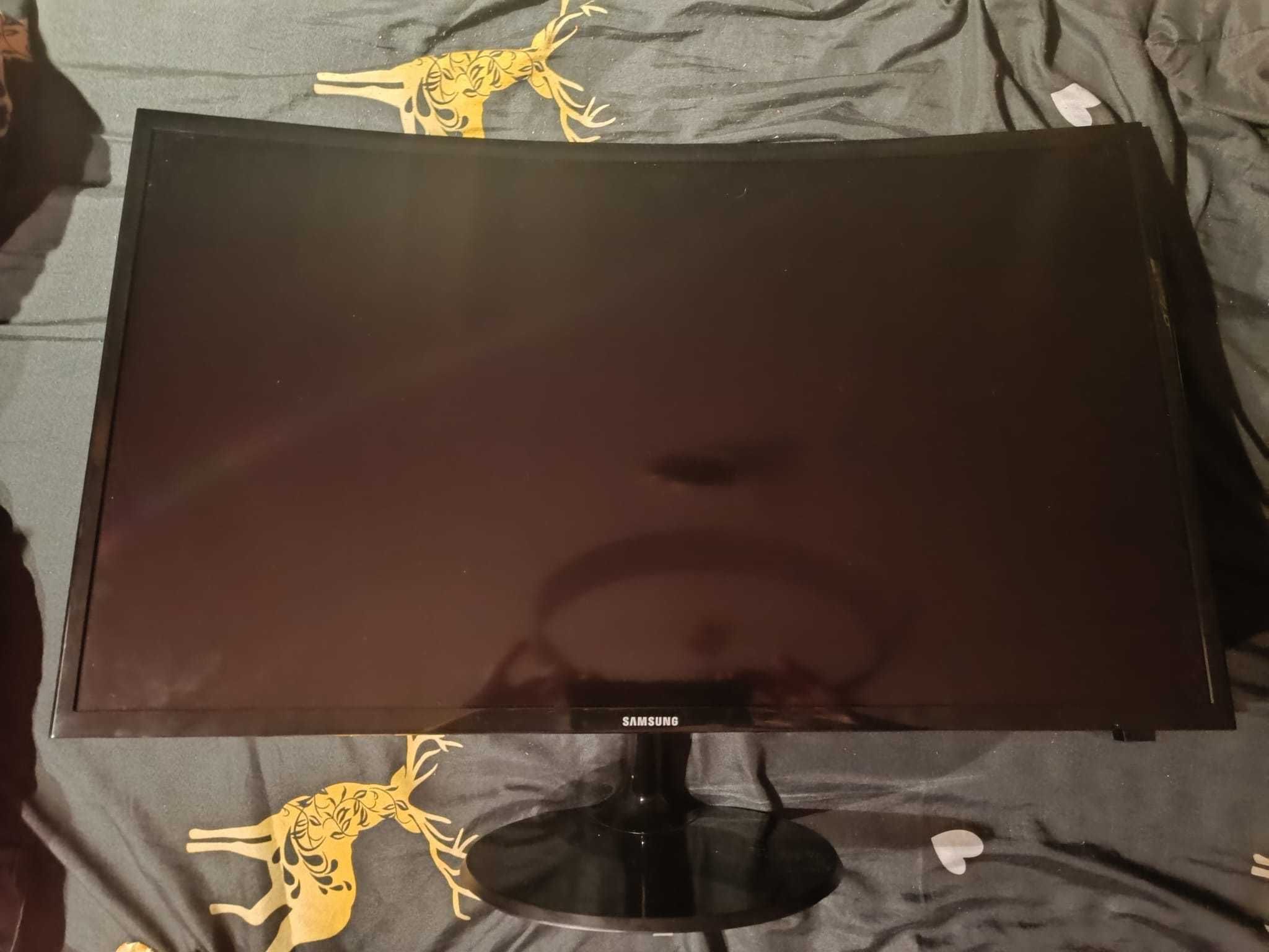 Komputer stacjonarny +monitor
