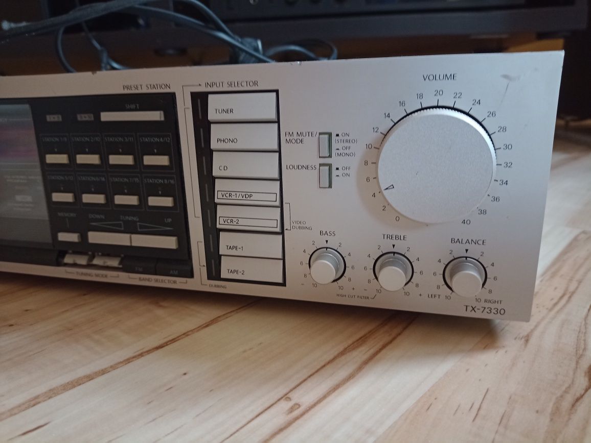 Radio wzmacniacz Onkyo TX-7330