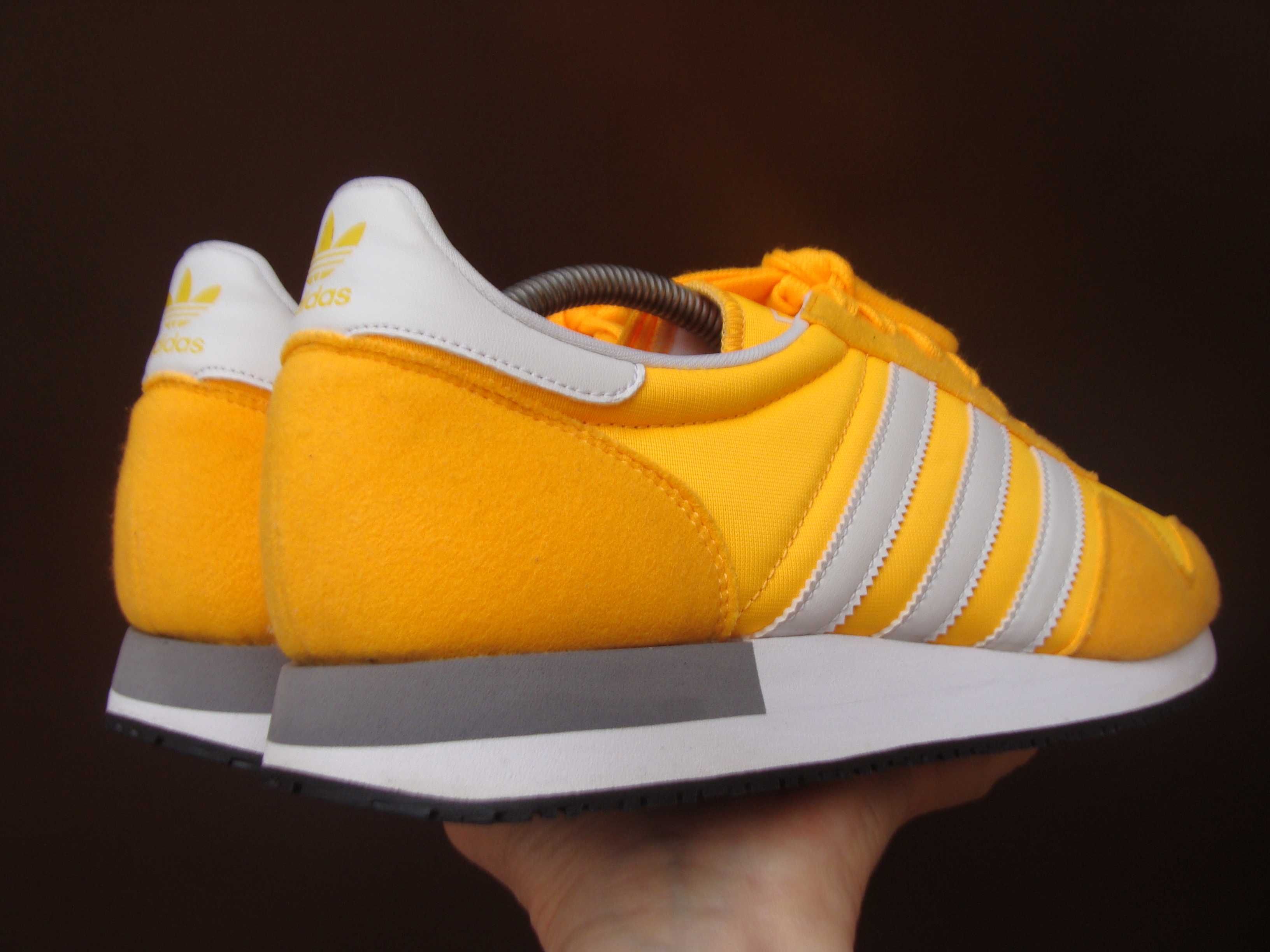 44/28 см Adidas USA  84 кроссовки яркие беговые легкие 2021 год