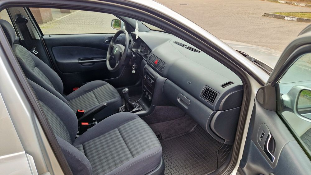 Skoda Octavia 1.6 6v/LIFT/Przebieg/Klima/Elektryka/Niemcy/Opłacona