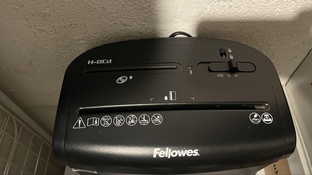 Destruidora de papel Fellowes H-8Cd