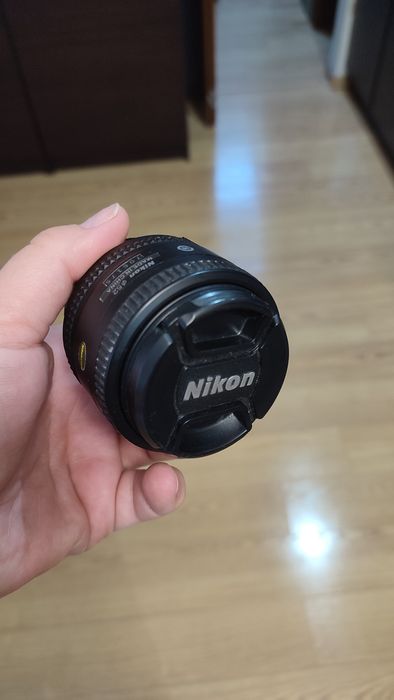 Obiektyw Nikon nikkor 1:1.8D