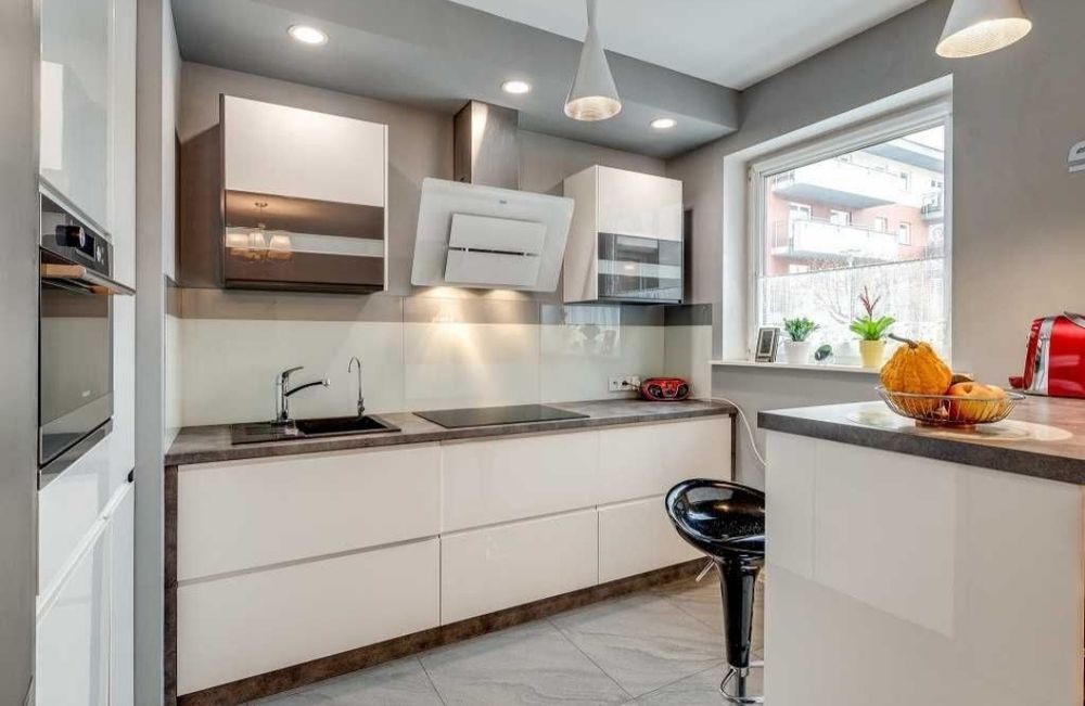 Ładna kuchnia lakierowana. Możliwość transportu